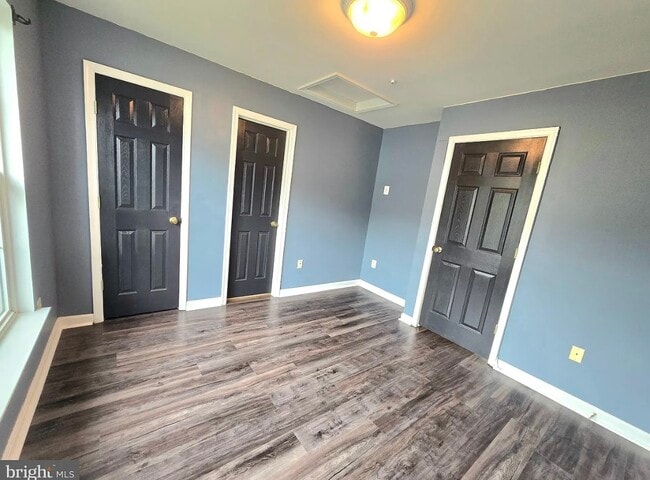 Building Photo - 13907 Edwall Dr