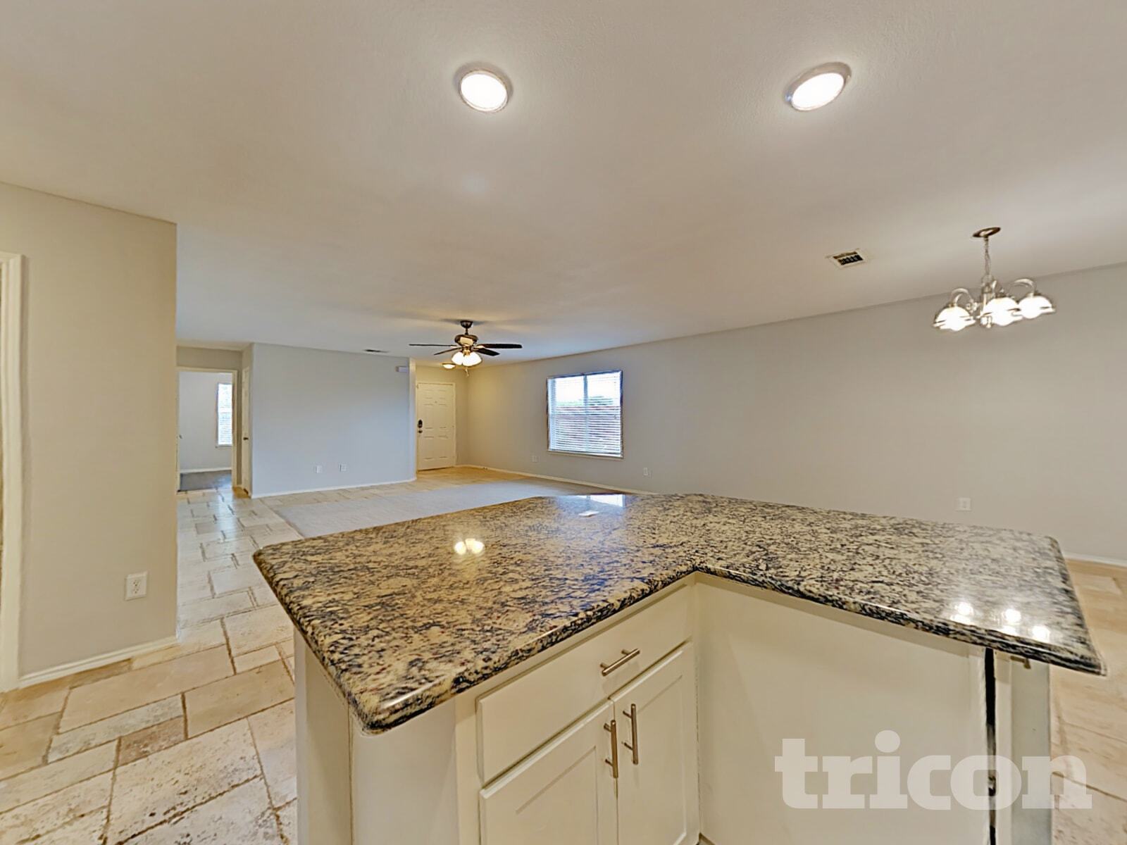 Building Photo - 4000 Sapphire Ln