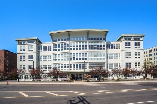 Building Photo - 10 Ocean Ave