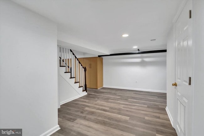 Building Photo - 1002 Chillum Rd