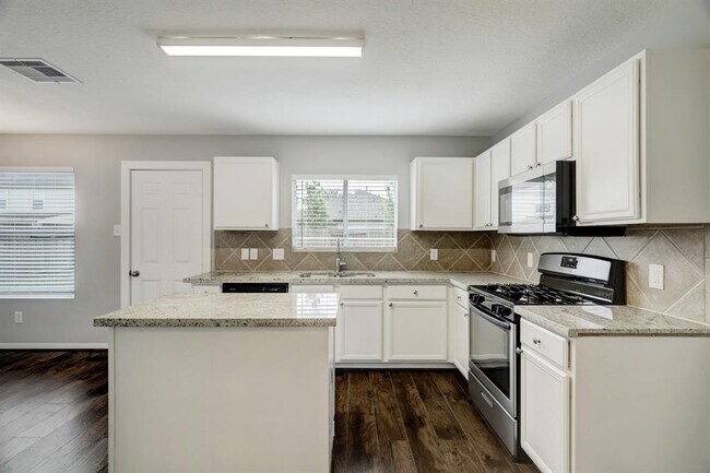 Building Photo - 5014 Mabry Stream Ct