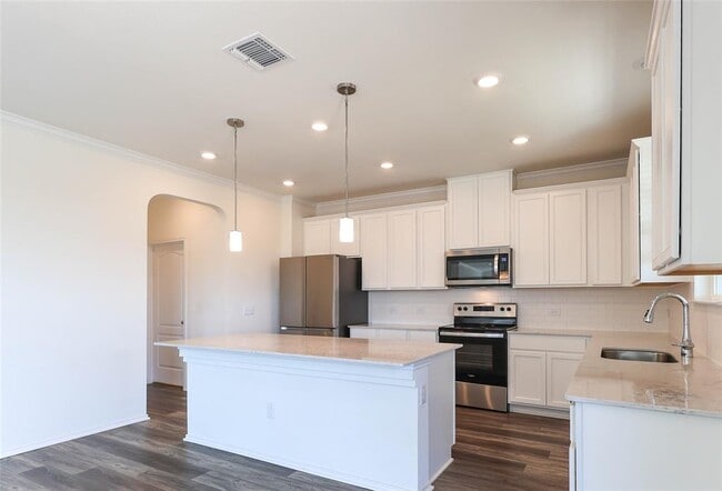 Building Photo - 8203 Knoxville Trl