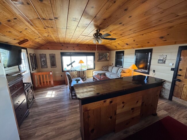 Building Photo - 24998 Ocean View Dr
