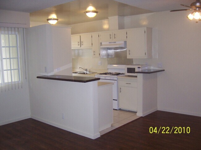 Building Photo - 3317 Keystone Ave