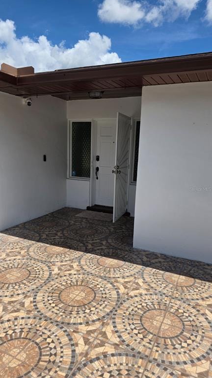 Building Photo - 1703 Paradise Dr