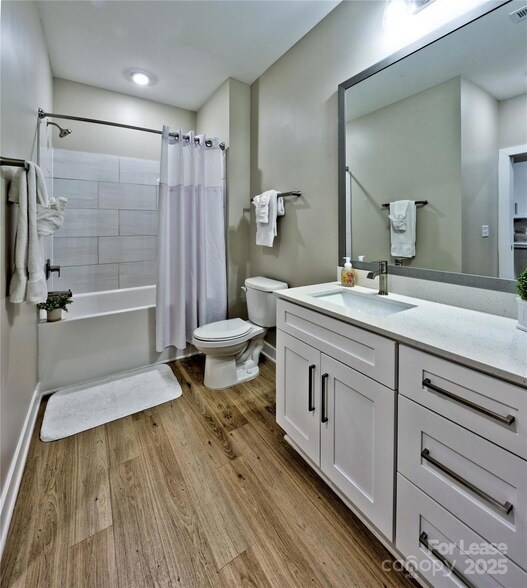 Building Photo - 8501 University Executive Park Dr