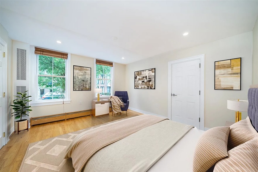 Building Photo - 116 Garden St