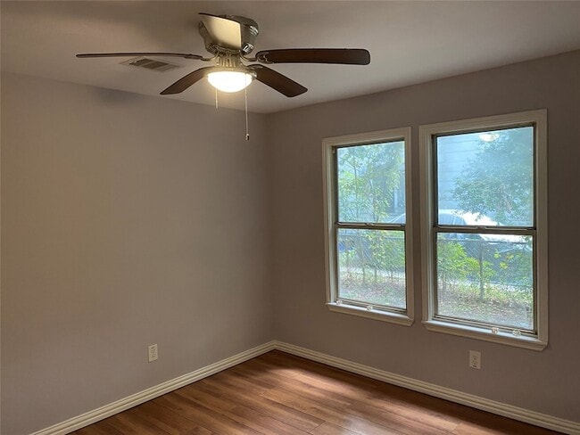 Building Photo - 819 Eubanks St