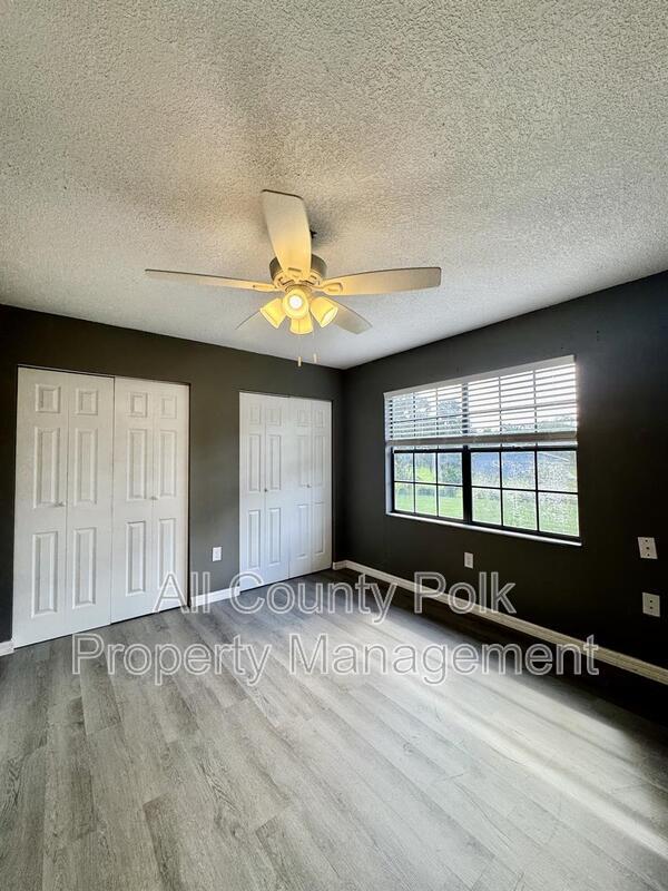 Building Photo - 1415 Ridge Lake Ct