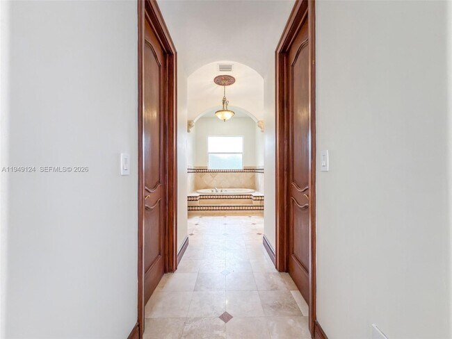 Building Photo - 8480 SW 98th St