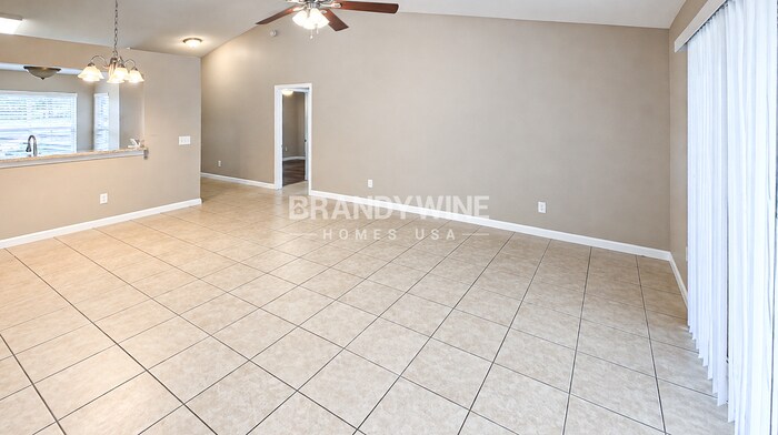 Building Photo - 2739 Annhurst Ave