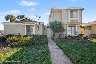 Building Photo - 1021 Abada Ct NE