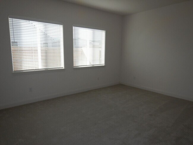 Building Photo - Brand New in Regency at Caramella Ranch