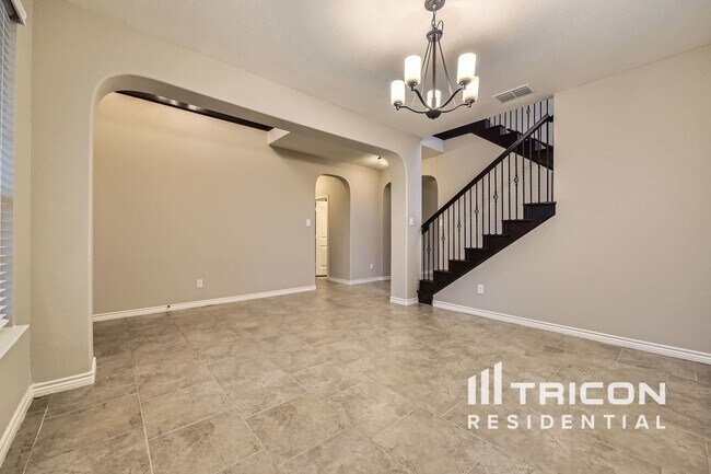 Building Photo - 1240 Trumpet Dr