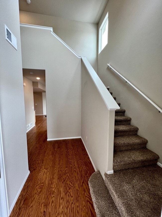 Building Photo - 5551 W 29th St