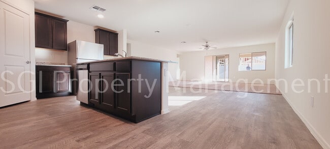 Building Photo - 1543 E Inouye Dr