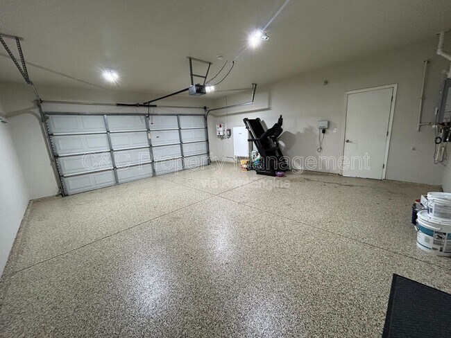 Building Photo - 2315 Fairmont Ave