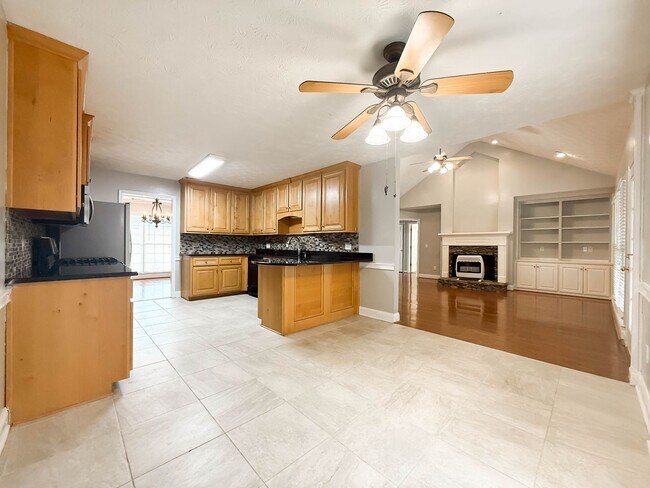 Building Photo - WATERFRONT PROPERTY - A MUST SEE!