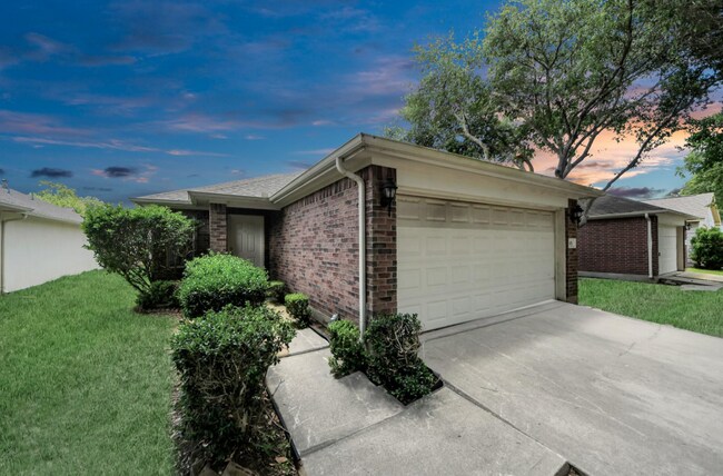 Building Photo - 24311 Hard Wood Dr