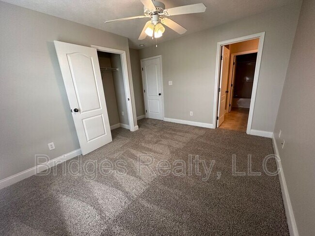 Building Photo - 900 Bryan Cir