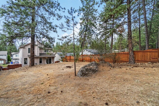 Building Photo - 6106 E 14th Ln