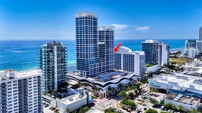 Building Photo - 6899 Collins Ave