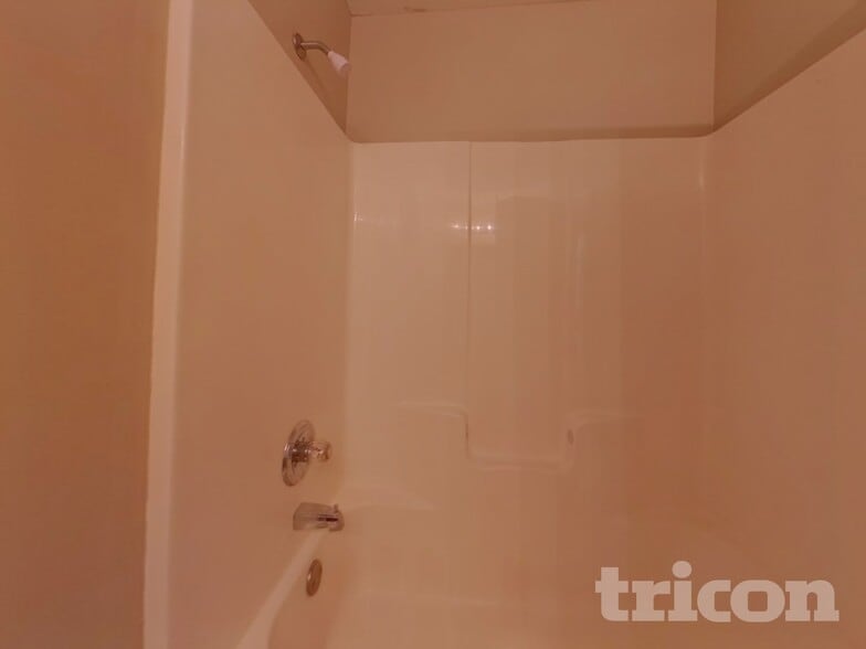 Building Photo - 80 Tinsley Cir