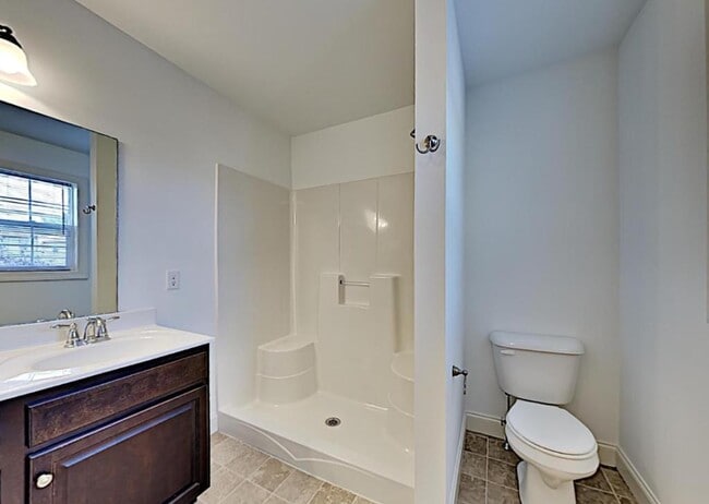 Building Photo - 125 Surrey Ct