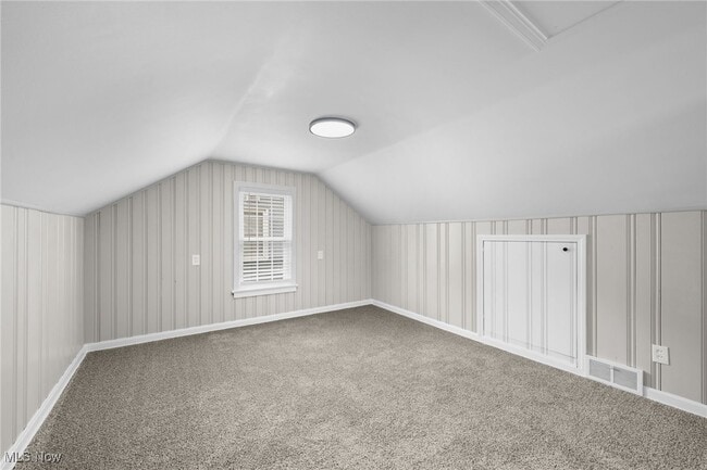 Building Photo - 574 Huntmere Dr