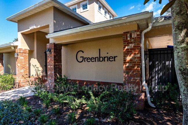 Building Photo - 6986 Roundleaf Dr