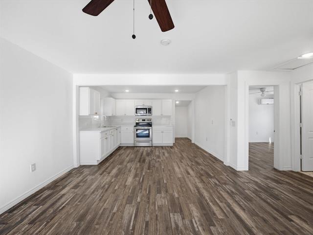 Building Photo - 807 Adkins St