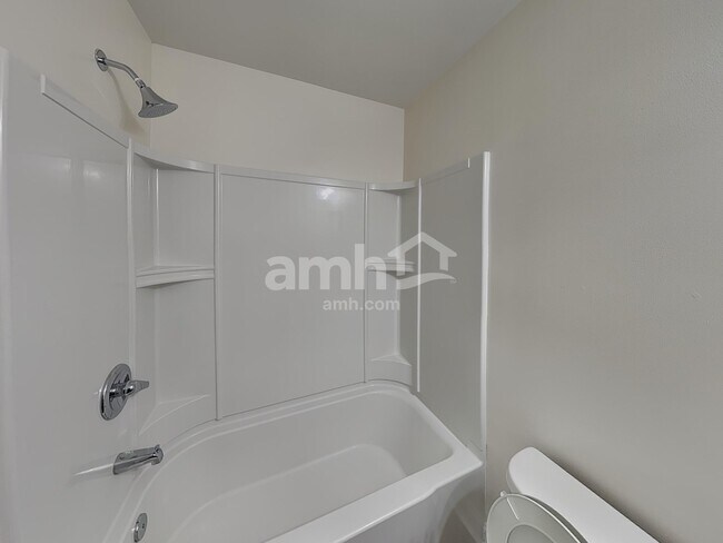 Building Photo - 2615 Beal St