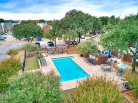 Building Photo - Windsor Place Townhomes