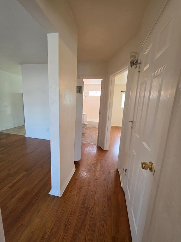 Building Photo - 4415 Rosebud Ln