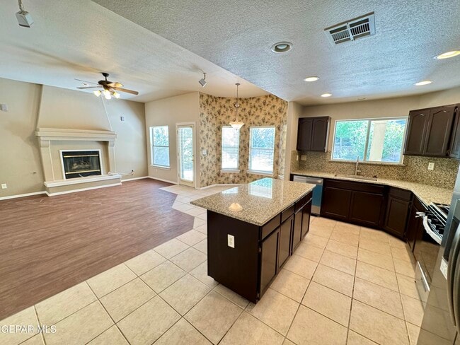 Building Photo - 1029 Granite Trail Ct