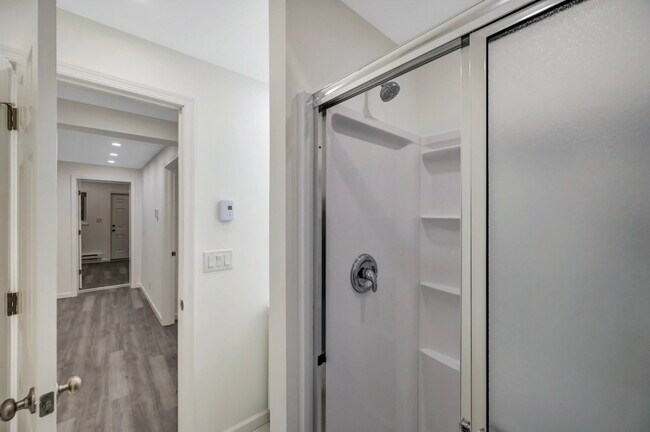 Building Photo - 752 Toll Rd