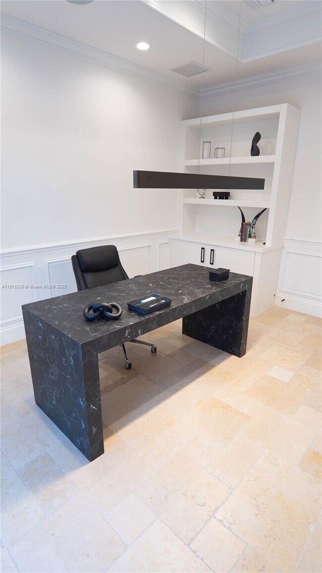 Building Photo - 959 Eve St