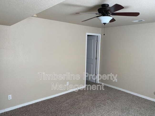 Building Photo - 14786 Air Garden Ln