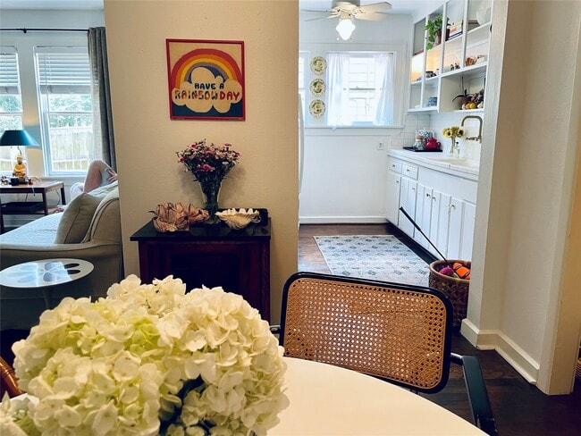 Building Photo - 429 Hawthorne St