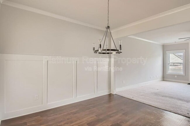 Building Photo - 244 Stonecreek Bnd