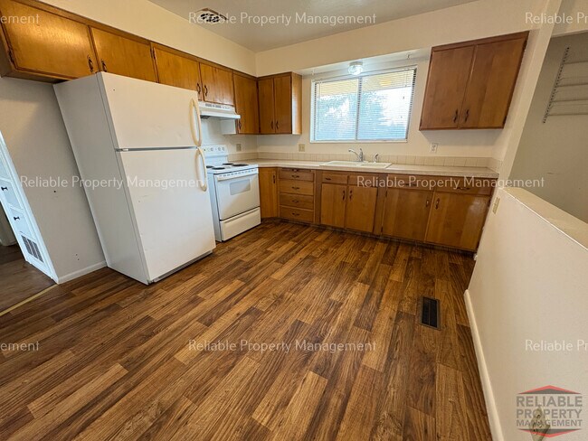 Building Photo - 2650 E 17th St