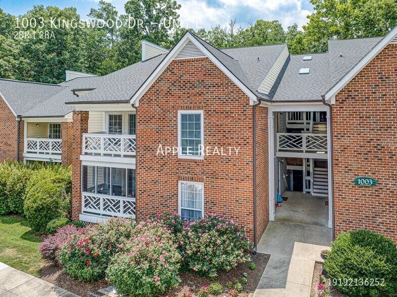 Building Photo - 1003 Kingswood Dr