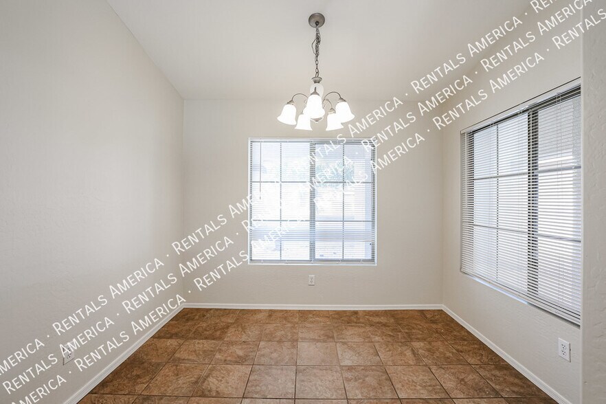Building Photo - 6718 S Garnet Way
