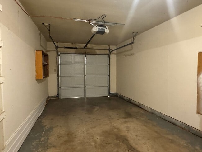 Building Photo - 3011 NE Cimarron Trail