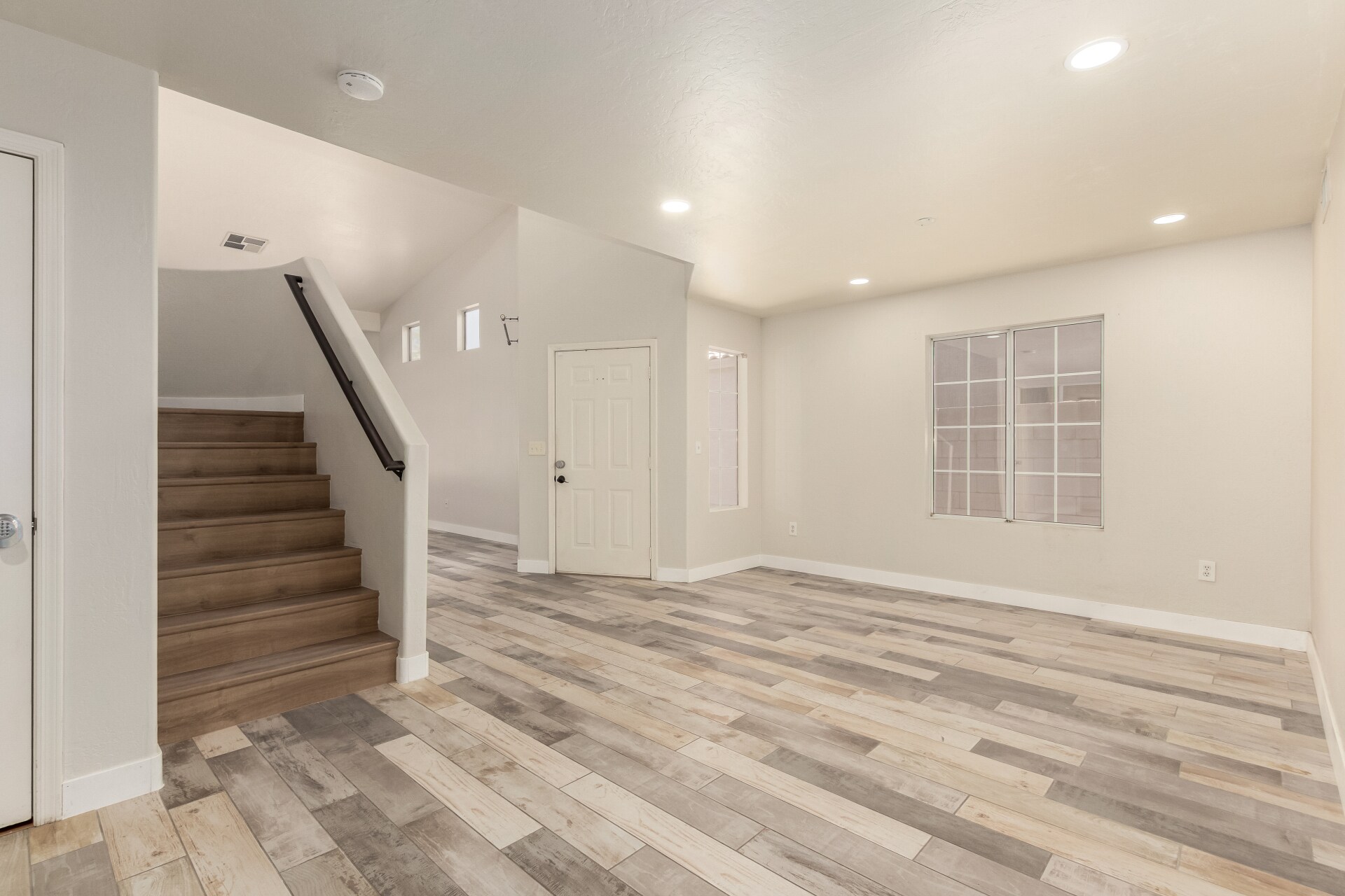 Building Photo - 20438 N 17th Way