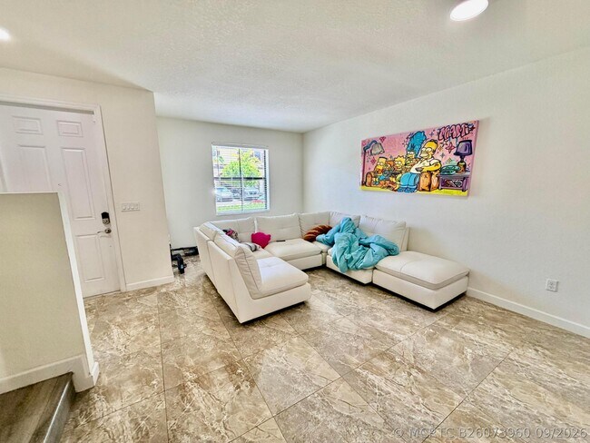 Building Photo - 10490 W 33rd Way