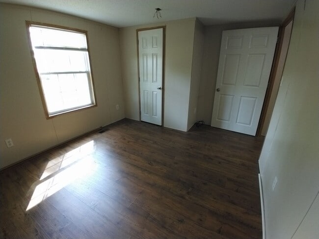 Building Photo - 1290 Claude Kelly Rd