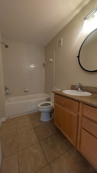 Building Photo - 3522 D'Avinci Way