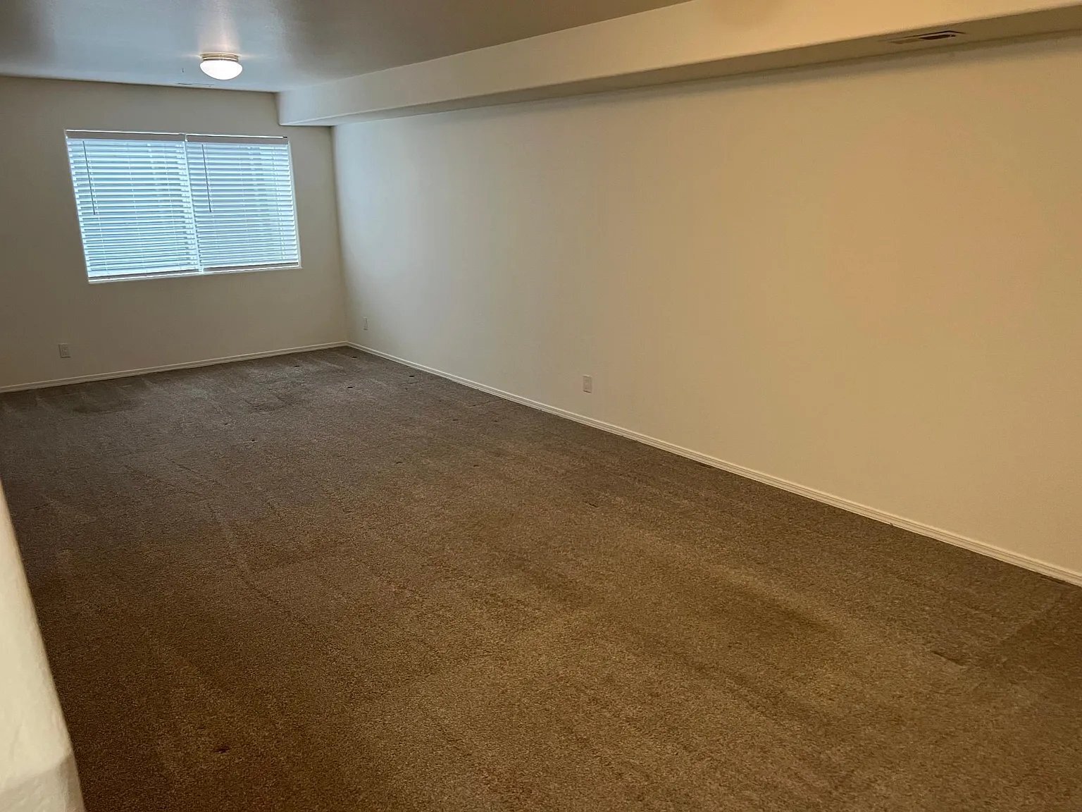 Building Photo - 6170 Colony Cir