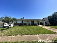 Building Photo - 1041 Piedras Pkwy